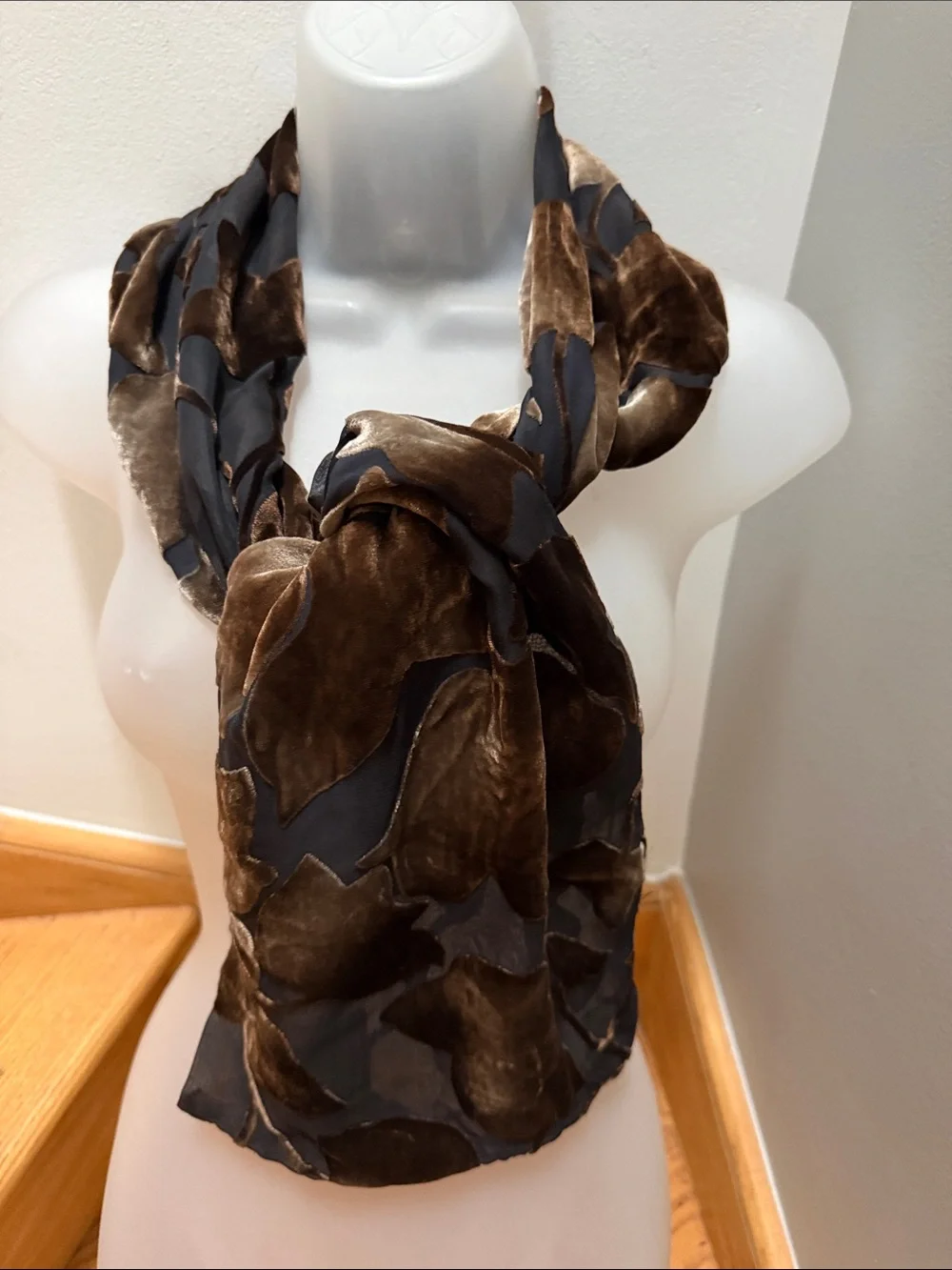 Vintage Gold Foil Leaf Pattern Scarf Wrap | Double Sided Two-Ply burnout velvet